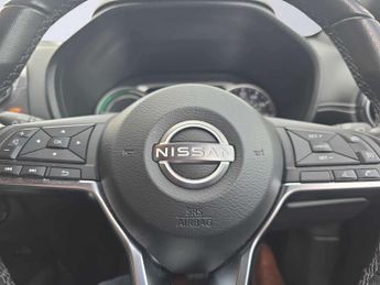 NISSAN JUKE 1.6 Hybrid N-Connecta 5Dr Auto