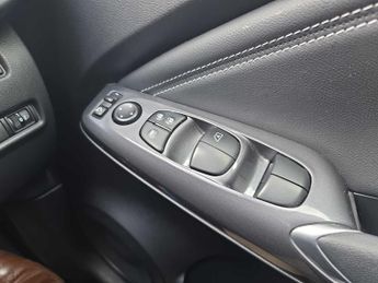 NISSAN JUKE 1.6 Hybrid N-Connecta 5Dr Auto