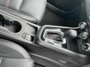 RENAULT ARKANA 1.3 Mild Hybrid 140 R.S. Line 5Dr Edc