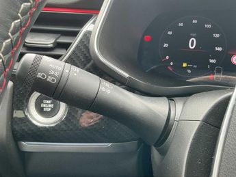 RENAULT ARKANA 1.3 Mild Hybrid 140 R.S. Line 5Dr Edc