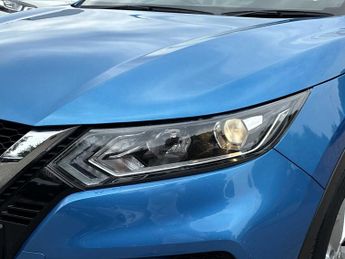 NISSAN QASHQAI 1.5 Dci 115 Acenta Premium 5Dr Dct