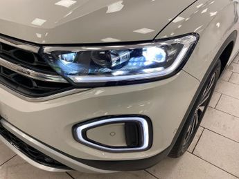 VOLKSWAGEN T-ROC 1.5 Tsi Style Suv 5Dr Petrol Dsg Euro 6 (S/S) (150 Ps)