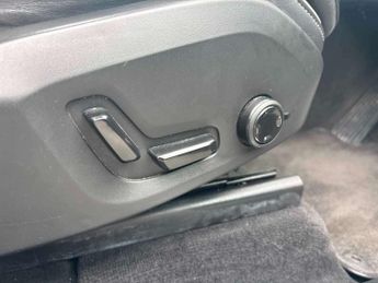 VOLVO XC90 2.0 T8 Recharge Phev R Design Pro 5Dr Awd Auto