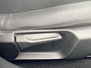 VAUXHALL CORSA 100Kw Elite Premium 50Kwh 5Dr Auto [7.4Kwch]