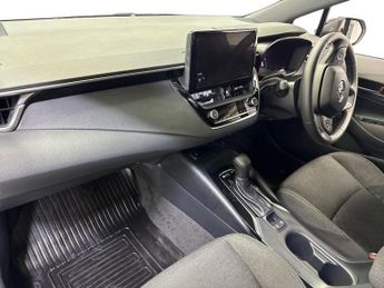 TOYOTA COROLLA 1.8 Vvt-I Hybrid 140 Commercial Auto