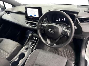 TOYOTA COROLLA 1.8 Vvt-I Hybrid 140 Commercial Auto