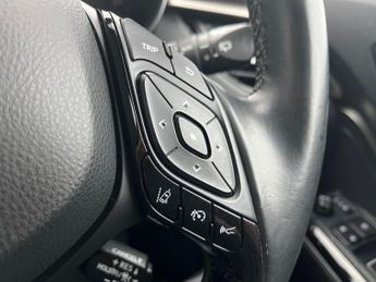 TOYOTA C-HR 1.8 Vvt-H Excel Suv 5Dr Petrol Hybrid Cvt Euro 6 (S/S) (122 Ps)