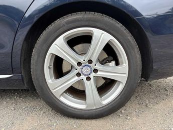 MERCEDES-BENZ E CLASS E350D Se 4Dr 9G-Tronic