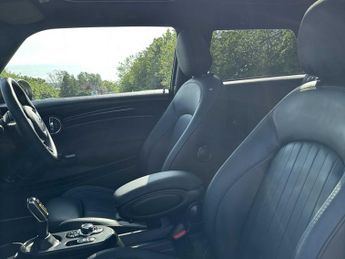 MINI HATCHBACK 135Kw Cooper S Level 3 33Kwh 3Dr Auto
