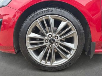 FORD FOCUS VIGNALE 1.0T Ecoboost Vignale Hatchback 5Dr Petrol Auto Euro 6 (S/S) (12