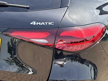 MERCEDES-BENZ GLC Glc 220D 4Matic Amg Line 5Dr 9G-Tronic