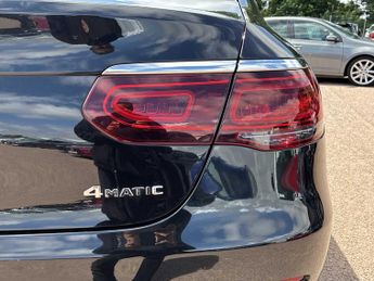 MERCEDES-BENZ GLC COUPE Glc 220D 4Matic Amg Line 5Dr 9G-Tronic