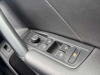 VOLKSWAGEN TIGUAN 2.0 Tdi R-Line 5Dr Dsg