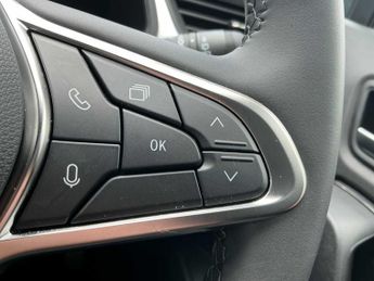 RENAULT CAPTUR 1.8 E-Tech Full Hybrid 160 Evolution 5Dr Auto