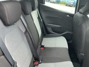 RENAULT CLIO 1.6 E-Tech Full Hybrid 145 Evolution 5Dr Auto