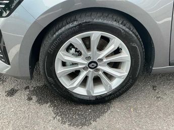 RENAULT CLIO 1.6 E-Tech Full Hybrid 145 Evolution 5Dr Auto