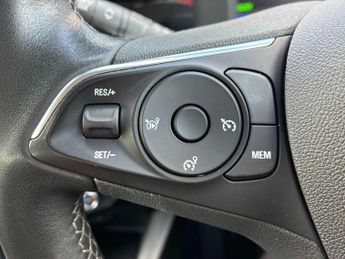 VAUXHALL MOKKA 100Kw Se Premium 50Kwh 5Dr Auto