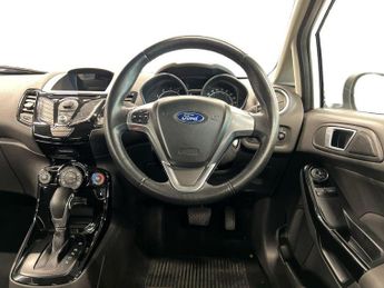FORD FIESTA 1.6 Zetec Hatchback 5Dr Petrol Powershift Euro 5 (105 Ps)