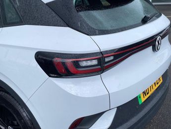 VOLKSWAGEN ID.4 Pure 52Kwh Life Suv 5Dr Electric Auto (148 Ps)