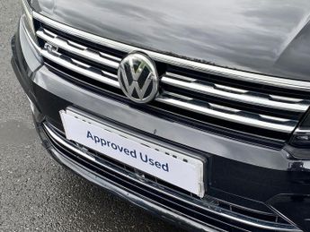VOLKSWAGEN TIGUAN 1.5 Tsi Evo R-Line Tech Suv 5Dr Petrol Dsg Euro 6 (S/S) (150 Ps)