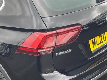 VOLKSWAGEN TIGUAN 1.5 Tsi Evo R-Line Tech Suv 5Dr Petrol Dsg Euro 6 (S/S) (150 Ps)
