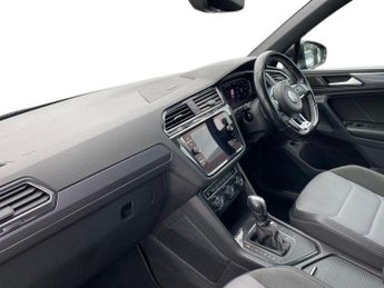 VOLKSWAGEN TIGUAN 1.5 Tsi Evo R-Line Tech Suv 5Dr Petrol Dsg Euro 6 (S/S) (150 Ps)
