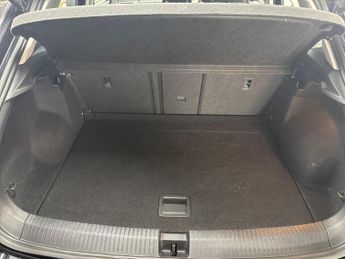 VOLKSWAGEN T-ROC 1.5 Tsi Life Suv 5Dr Petrol Dsg Euro 6 (S/S) (150 Ps)