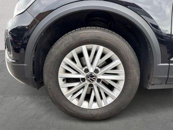 VOLKSWAGEN T-ROC 1.5 Tsi Life Suv 5Dr Petrol Dsg Euro 6 (S/S) (150 Ps)