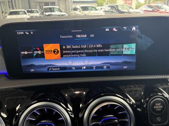 MERCEDES-BENZ CLA Cla 180 Amg Line Executive 4Dr Tip Auto