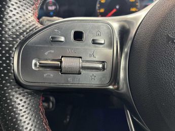 MERCEDES-BENZ CLA Cla 180 Amg Line Premium 4Dr Tip Auto