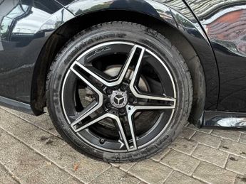MERCEDES-BENZ CLA Cla 180 Amg Line Premium 4Dr Tip Auto