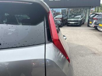 KIA NIRO 1.6 Gdi 136 Hybrid Evolve 5Dr Dct