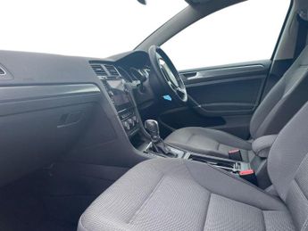 VOLKSWAGEN GOLF 1.4 Tsi Se Nav Hatchback 5Dr Petrol Dsg Euro 6 (S/S) (125 Ps)
