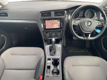 VOLKSWAGEN GOLF 1.4 Tsi Se Nav Hatchback 5Dr Petrol Dsg Euro 6 (S/S) (125 Ps)