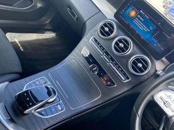 MERCEDES-BENZ C CLASS C300D Amg Line Premium 2Dr 9G-Tronic