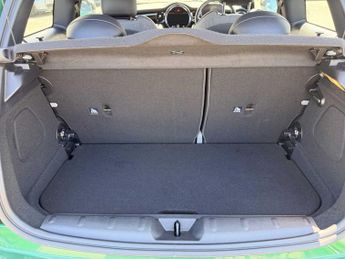 MINI HATCHBACK 135Kw Cooper S Level 2 33Kwh 3Dr Auto