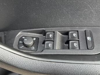 SKODA KAROQ 2.0 Tdi Sportline Suv 5Dr Diesel Dsg 4Wd Euro 6 (S/S) (150 Ps)