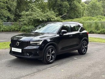 VOLVO XC40 2.0 B3P Plus Dark 5Dr Auto
