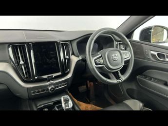 VOLVO XC60 2.0 B4D Plus Dark 5Dr Awd Geartronic