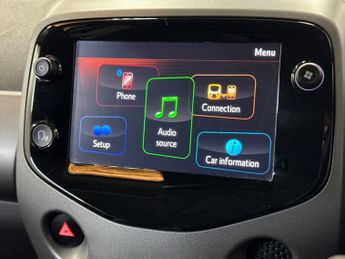 TOYOTA AYGO 1.0 Vvt-I X-Trend Hatchback 5Dr Petrol X-Shift Euro 6 (Safety Se