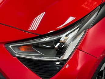 TOYOTA AYGO 1.0 Vvt-I X-Trend Hatchback 5Dr Petrol X-Shift Euro 6 (Safety Se