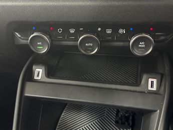 CITROEN C4 50Kwh Shine Hatchback 5Dr Electric Auto (136 Ps)