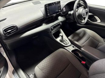 TOYOTA YARIS 1.5 Vvt-H Icon Hatchback 5Dr Petrol Hybrid E-Cvt Euro 6 (S/S) (1
