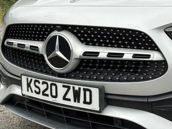 MERCEDES-BENZ GLA Gla 200 Amg Line Executive 5Dr Auto