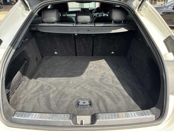 MERCEDES-BENZ GLC COUPE Glc 220D 4Matic Amg Line Premium 5Dr 9G-Tronic