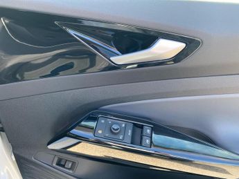 VOLKSWAGEN ID.4 Pro 77Kwh Black Edition Suv 5Dr Electric Auto (286 Ps)