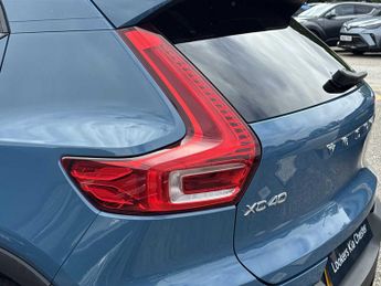 VOLVO XC40 2.0 B3P Plus Dark 5Dr Auto