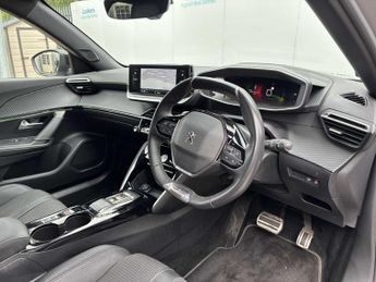 PEUGEOT 2008 1.2 Puretech 130 Gt 5Dr Eat8