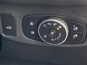 FORD FOCUS 1.0 Ecoboost Hybrid Mhev 155 St-Line 5Dr Auto
