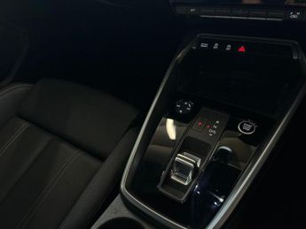 AUDI A3 1.0 Tfsi 30 S Line Sportback 5Dr Petrol S Tronic Euro 6 (S/S) (1